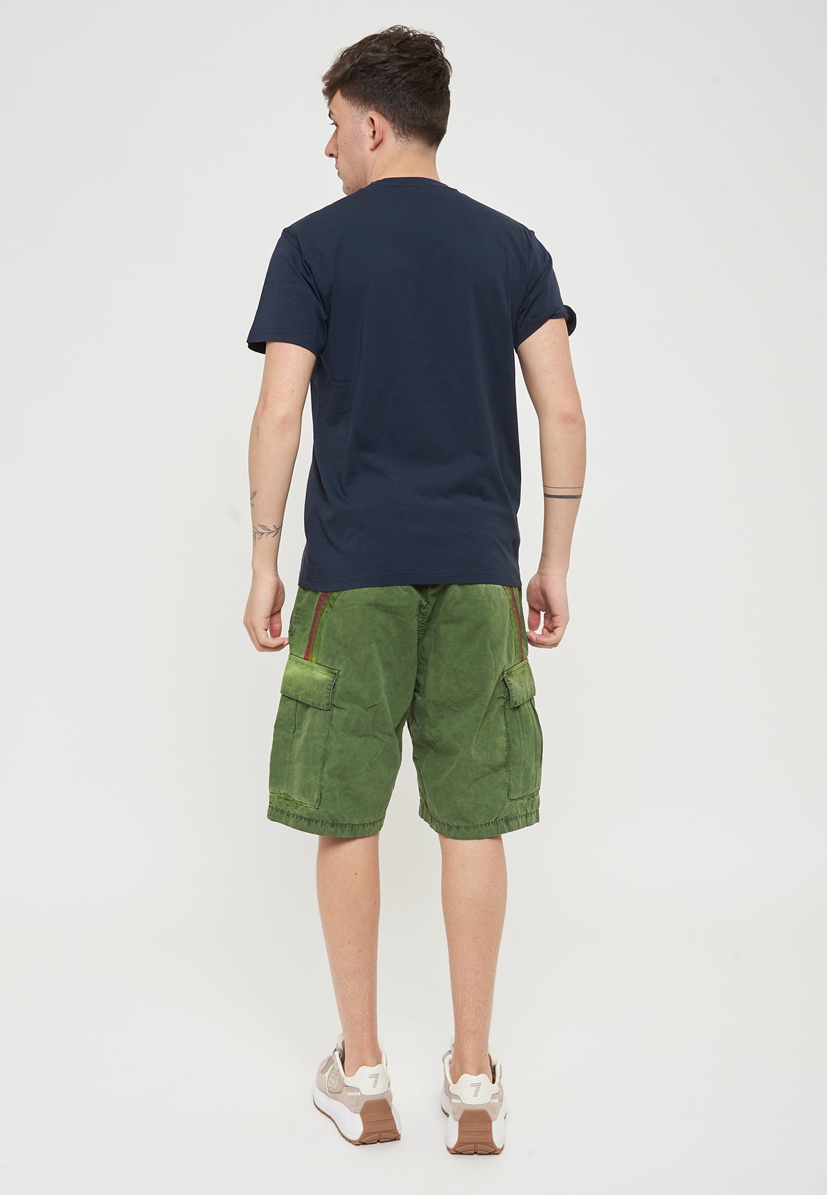 T-Shirt Girocollo Con Logo Navy 02