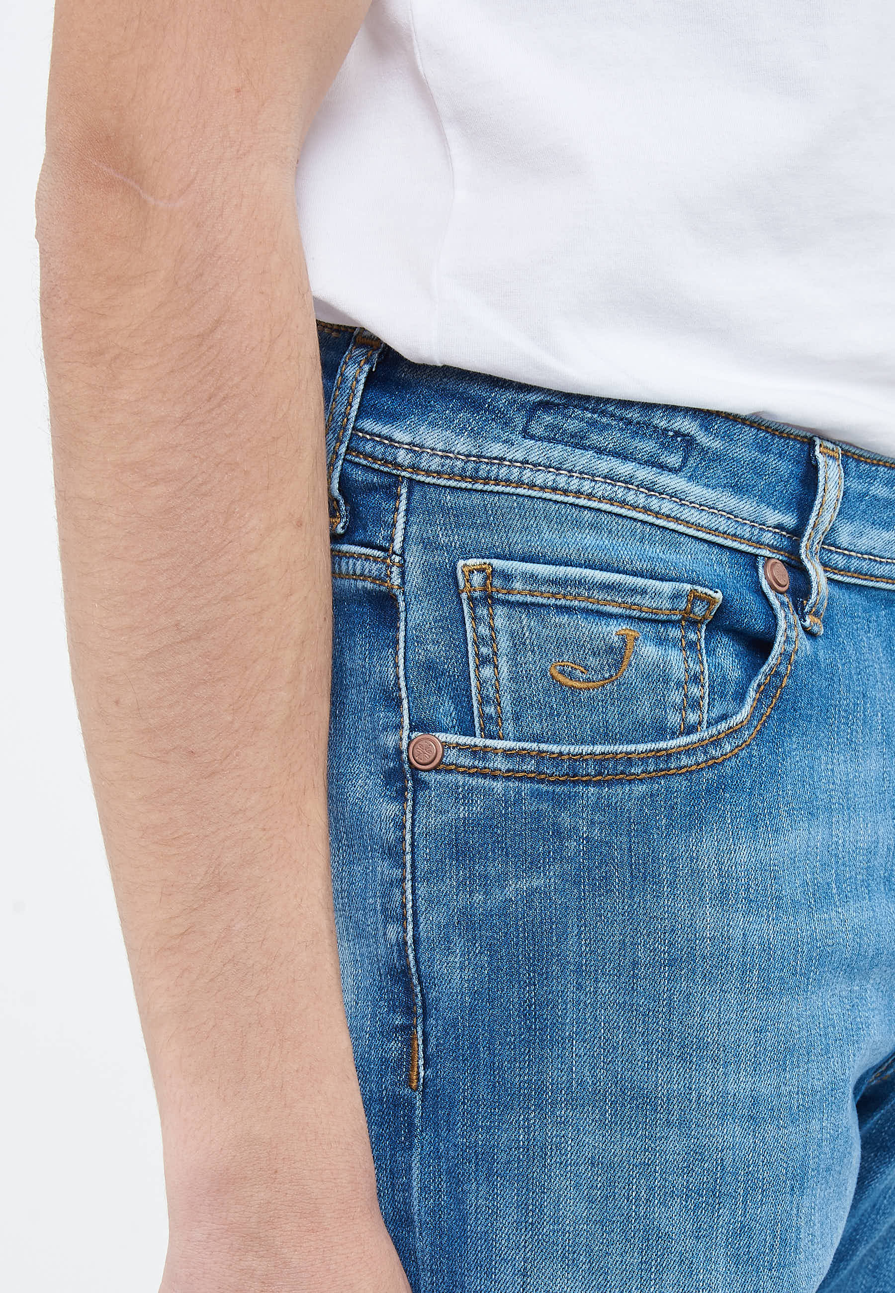 Jeans 5 tasche Nick slim in denim super stretch blu chiaro lavaggio rinse