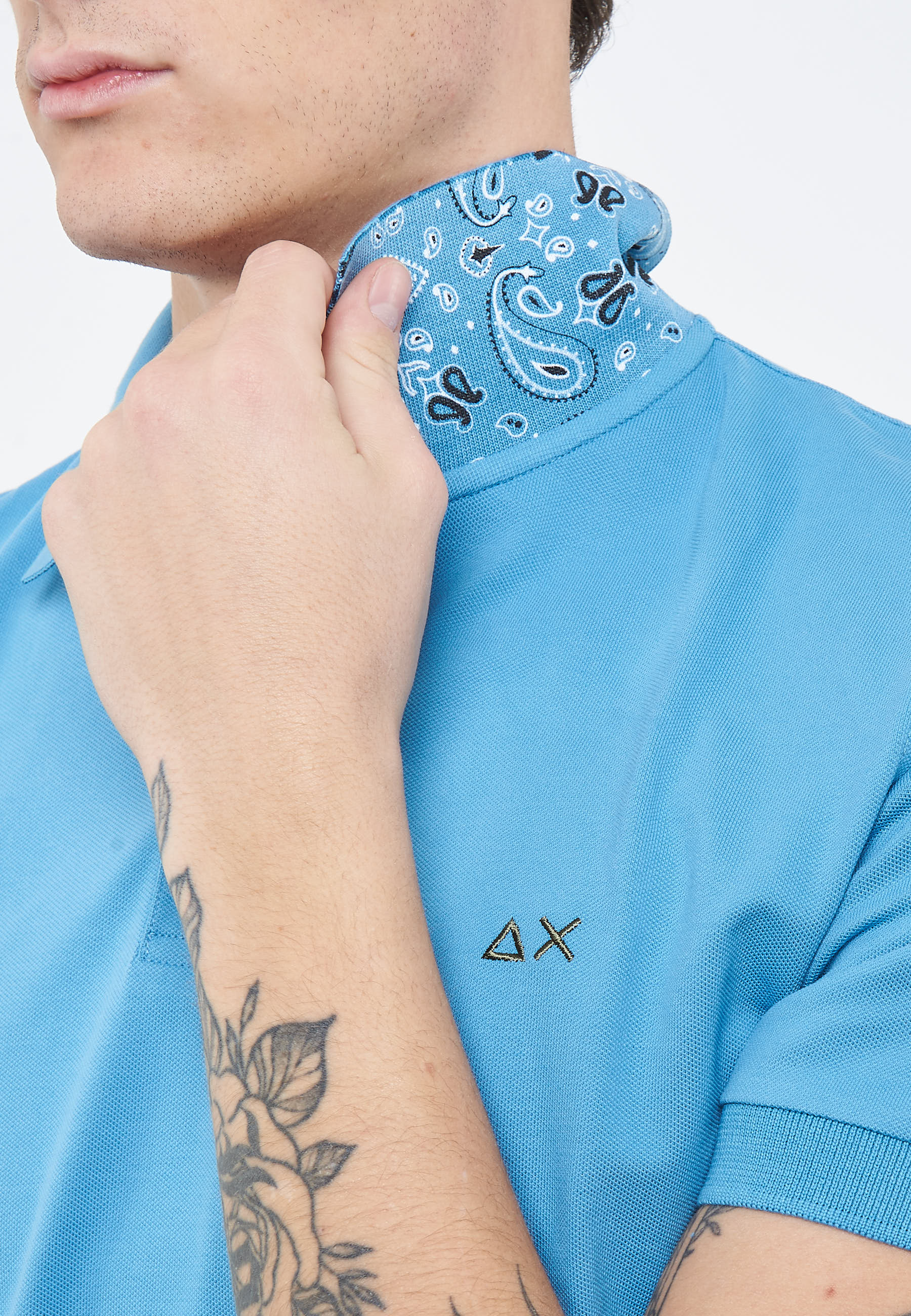 Polo con stampa paisley in cotone avio