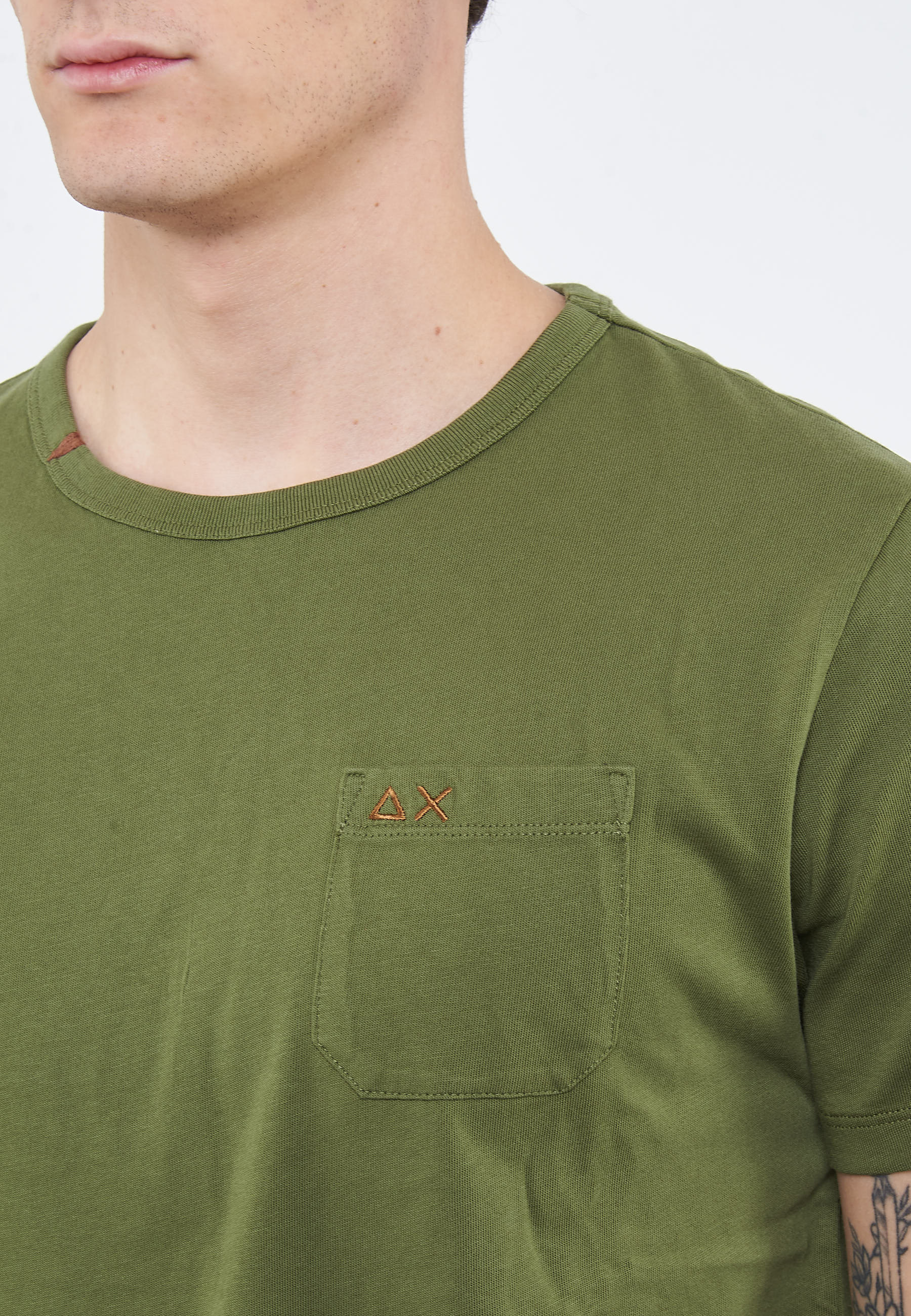 T-shirt girocollo in jersey verde scuro