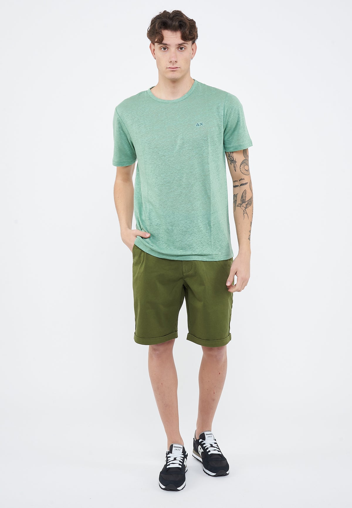 T-shirt in jersey di lino verde salvia
