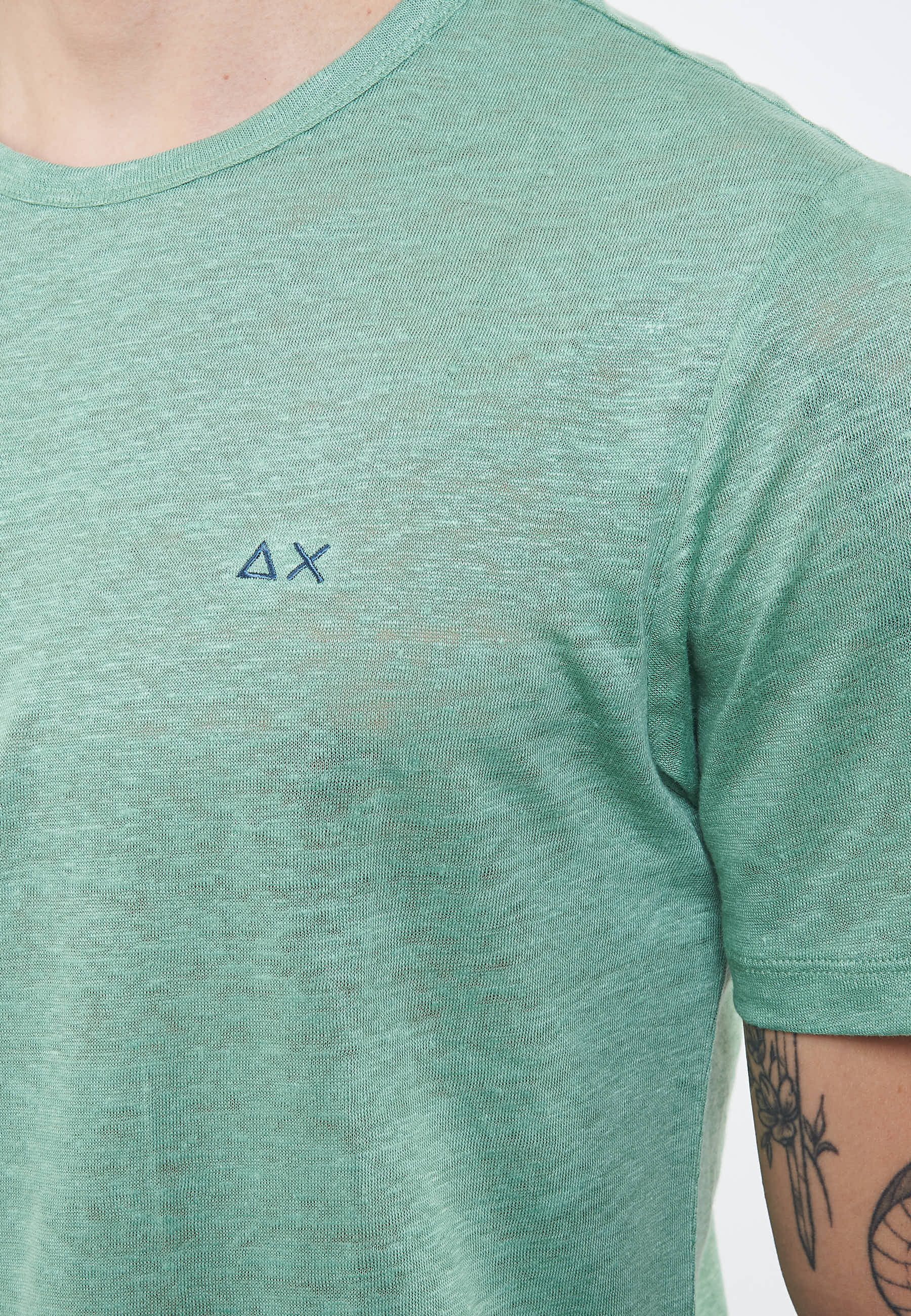 T-shirt in jersey di lino verde salvia