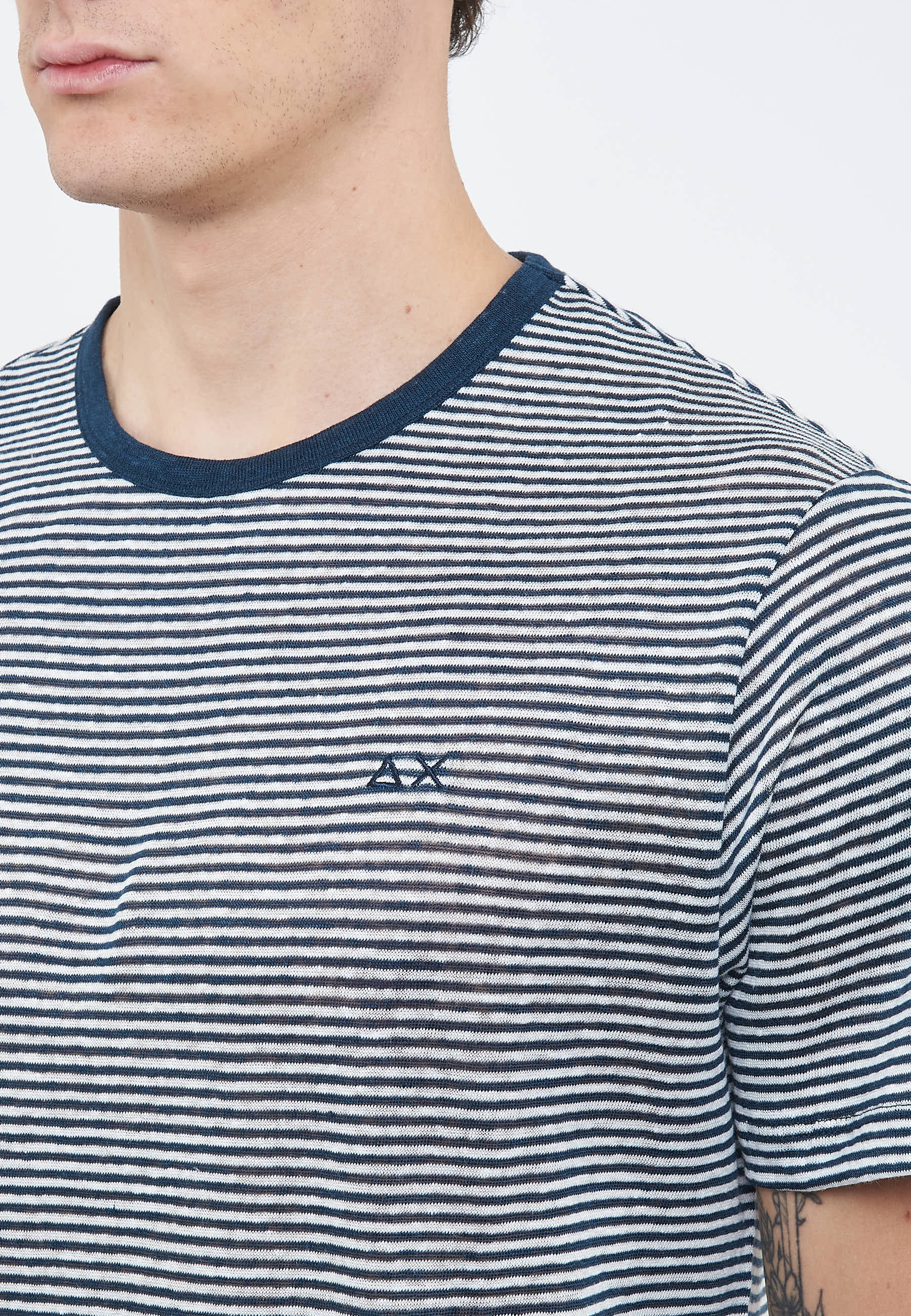 T-shirt in jersey di lino navy blue bianco panna