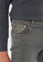 Jeans 5 Tasche Nick Slim In Denim Super Stretch Grigio 
