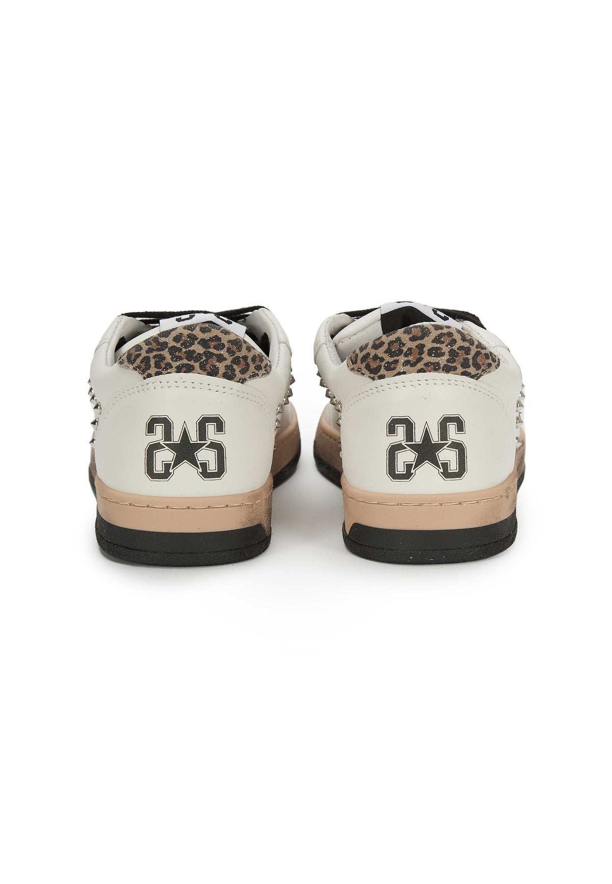 Sneaker Week Star In Pelle Bianca Con Dettagli In Crosta Ghiaccio Leopardati e Borchiette Ed Effetto Used 