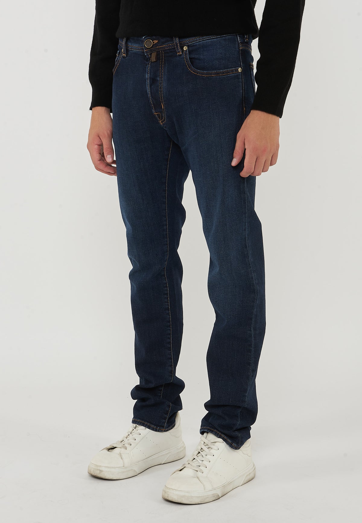 Jeans 5 Tasche Bard Tapered In Denim Comfort Blu Scuro Lavaggio Stone 