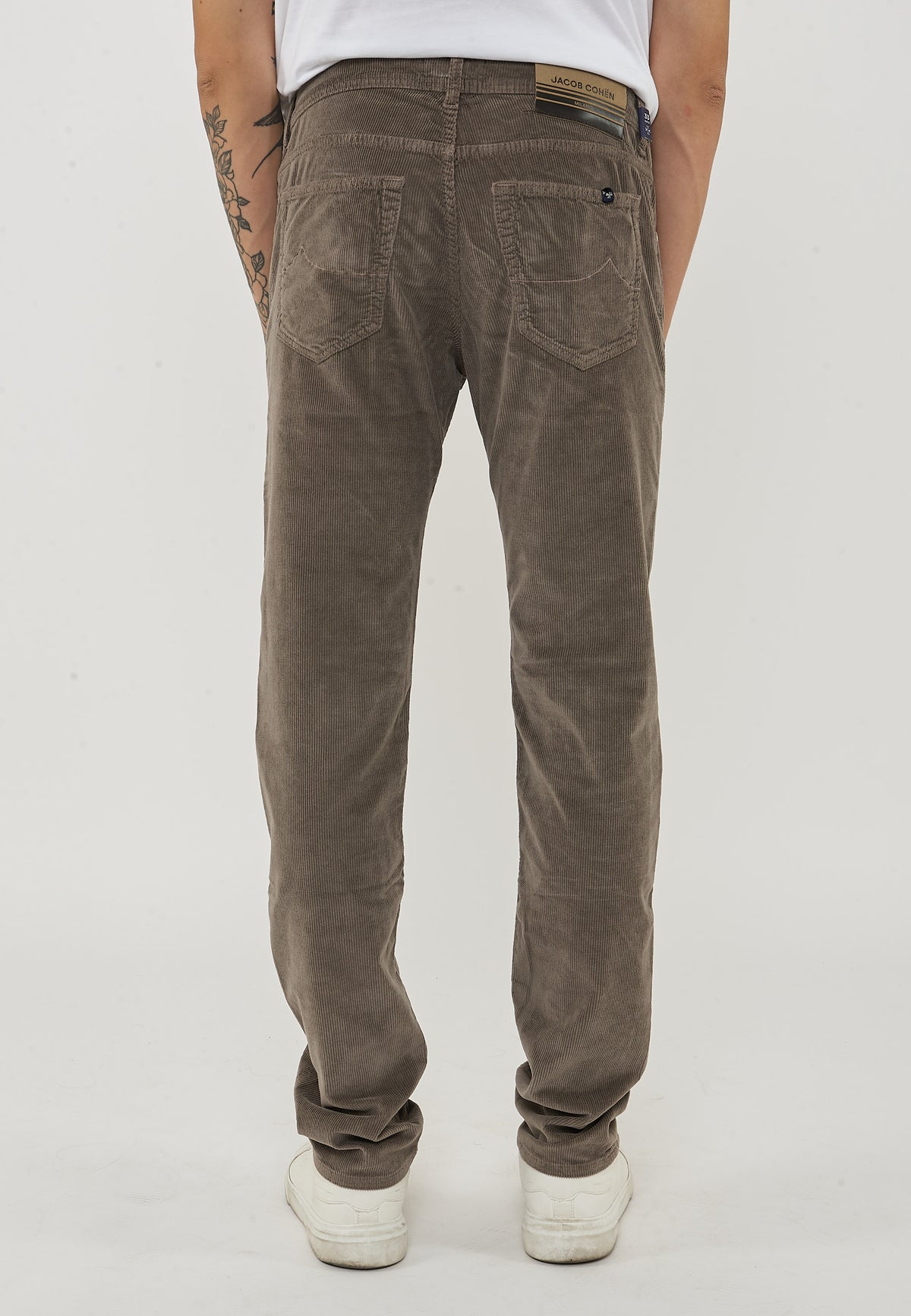 Pantaloni 5 Tasche Nick In Velluto a Coste Stretch Di Cotone Elephant Grey 