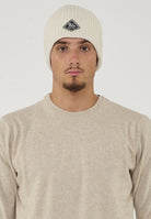 Beanie In Maglia Off White 