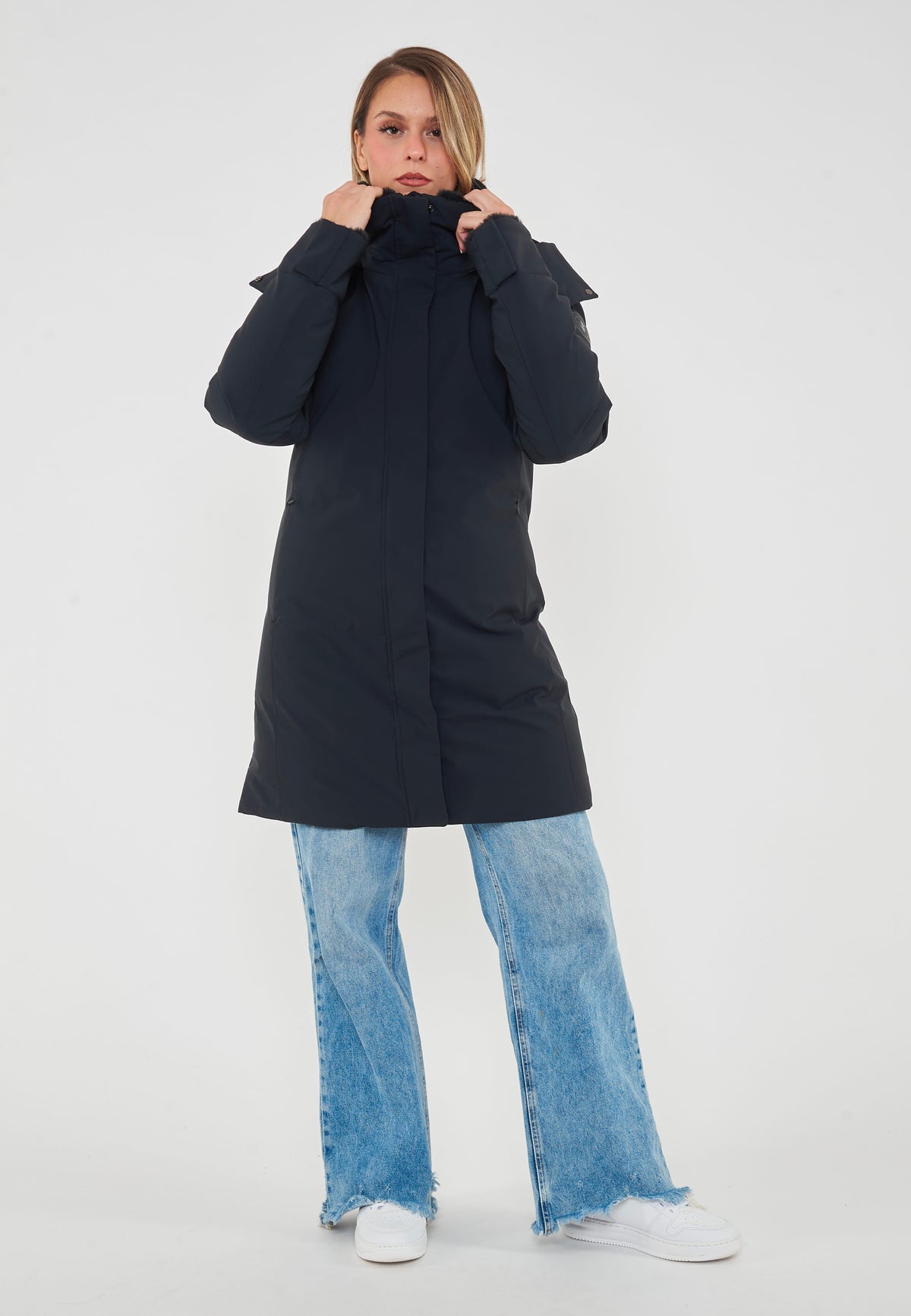 Parka Donna Con Cappuccio Samantah Nero 