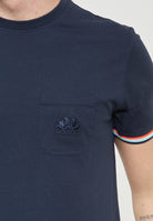 T-Shirt Finn Girocollo Con Taschino Alisei 01 