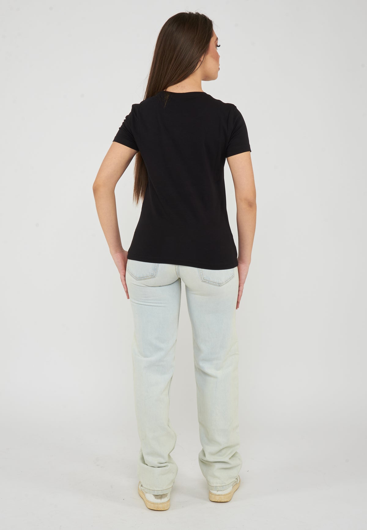 T-shirt girocollo classica a maniche corte Black Rose 