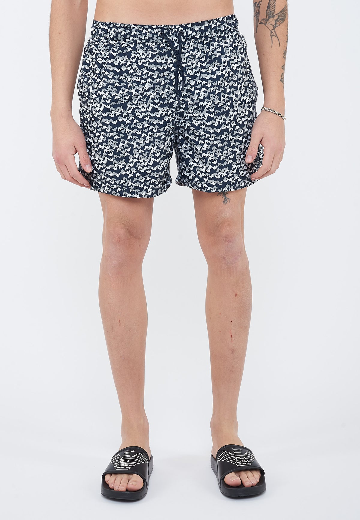 Costume shorts logo all over ASV 