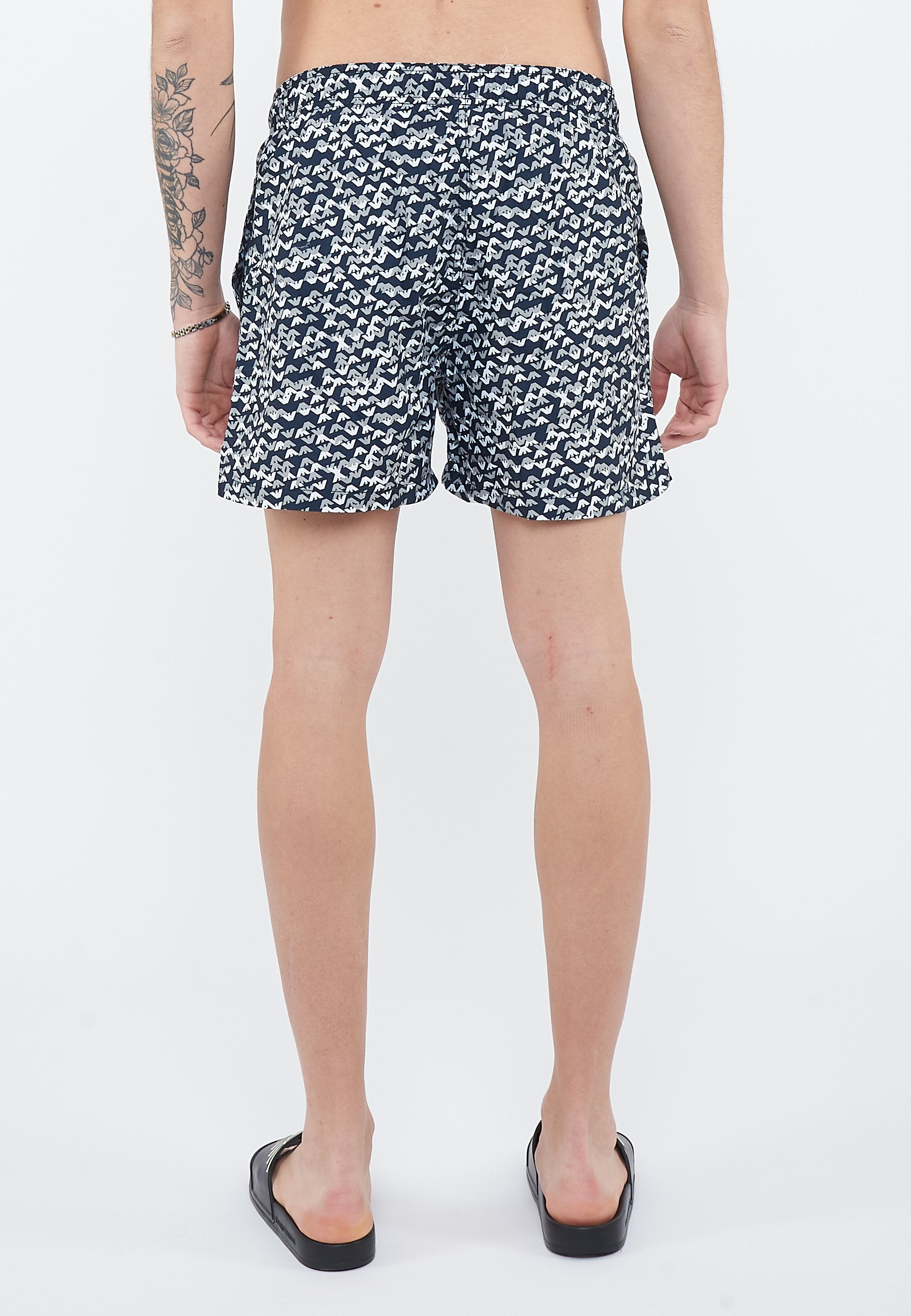 Costume shorts logo all over ASV 
