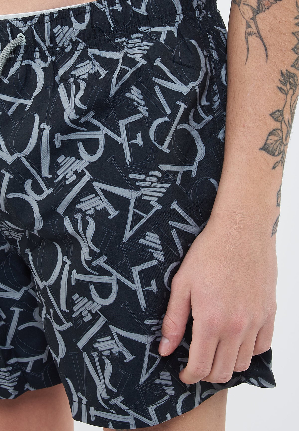 Costume shorts logo all over ASV 