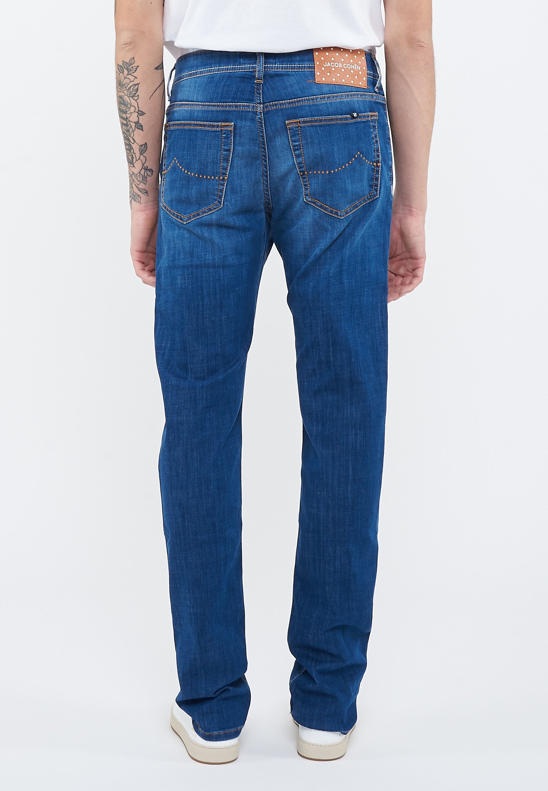 Jeans 5 tasche Bard regular-slim in denim super stretch blu medio lavaggio vintage 