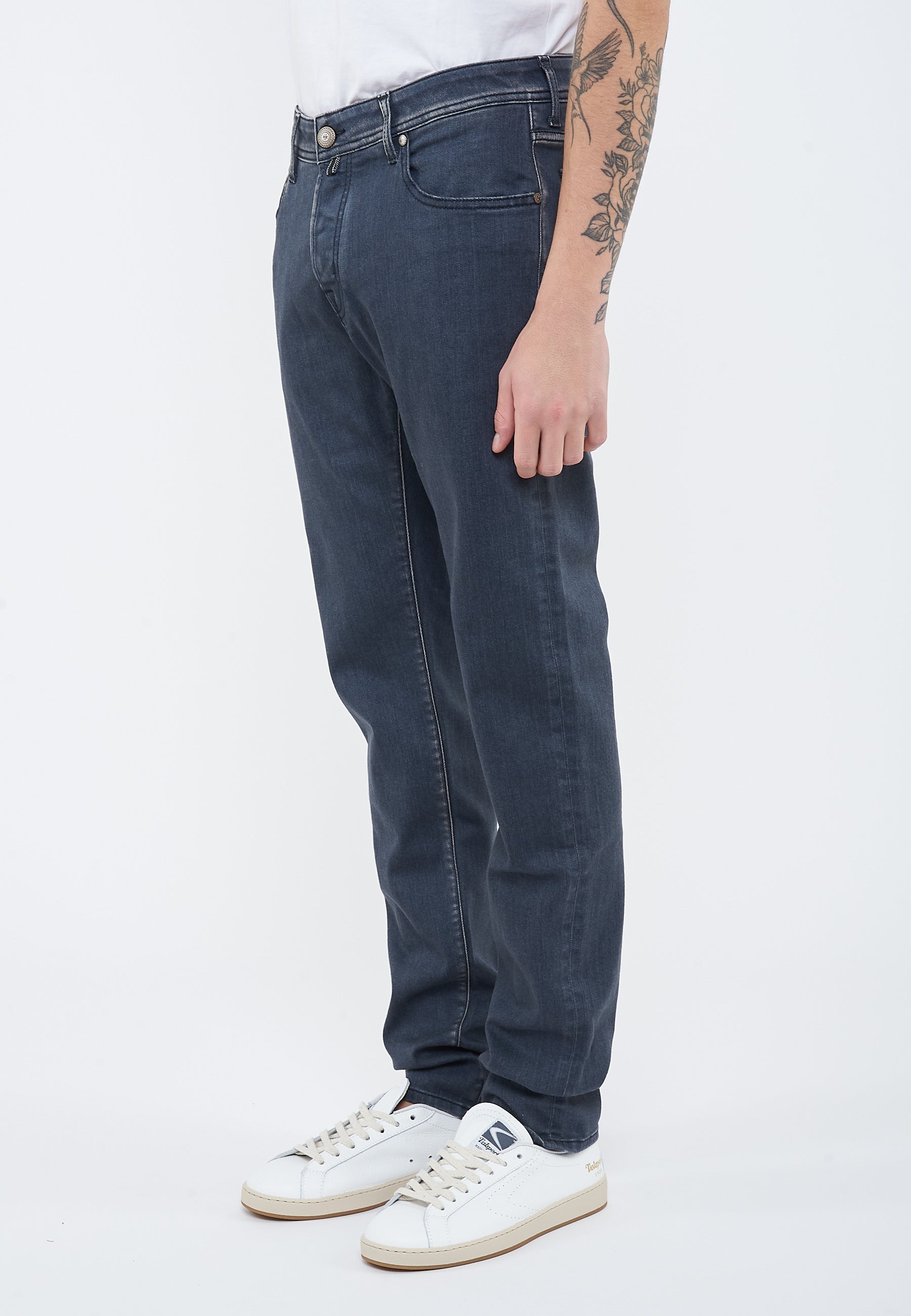 Jeans 5 tasche Nick slim  in denim super stretch grigio scuro lavaggio stone 