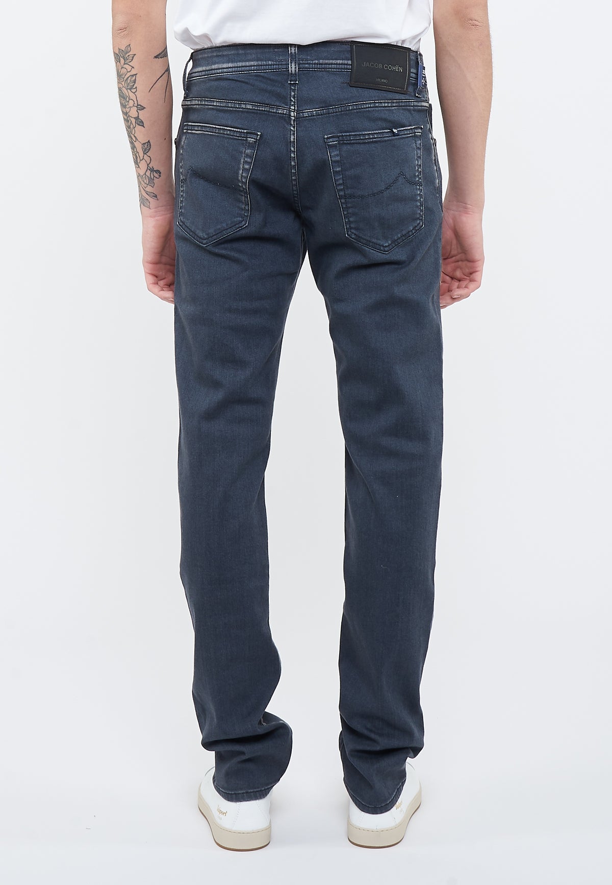 Jeans 5 tasche Nick slim  in denim super stretch grigio scuro lavaggio stone 