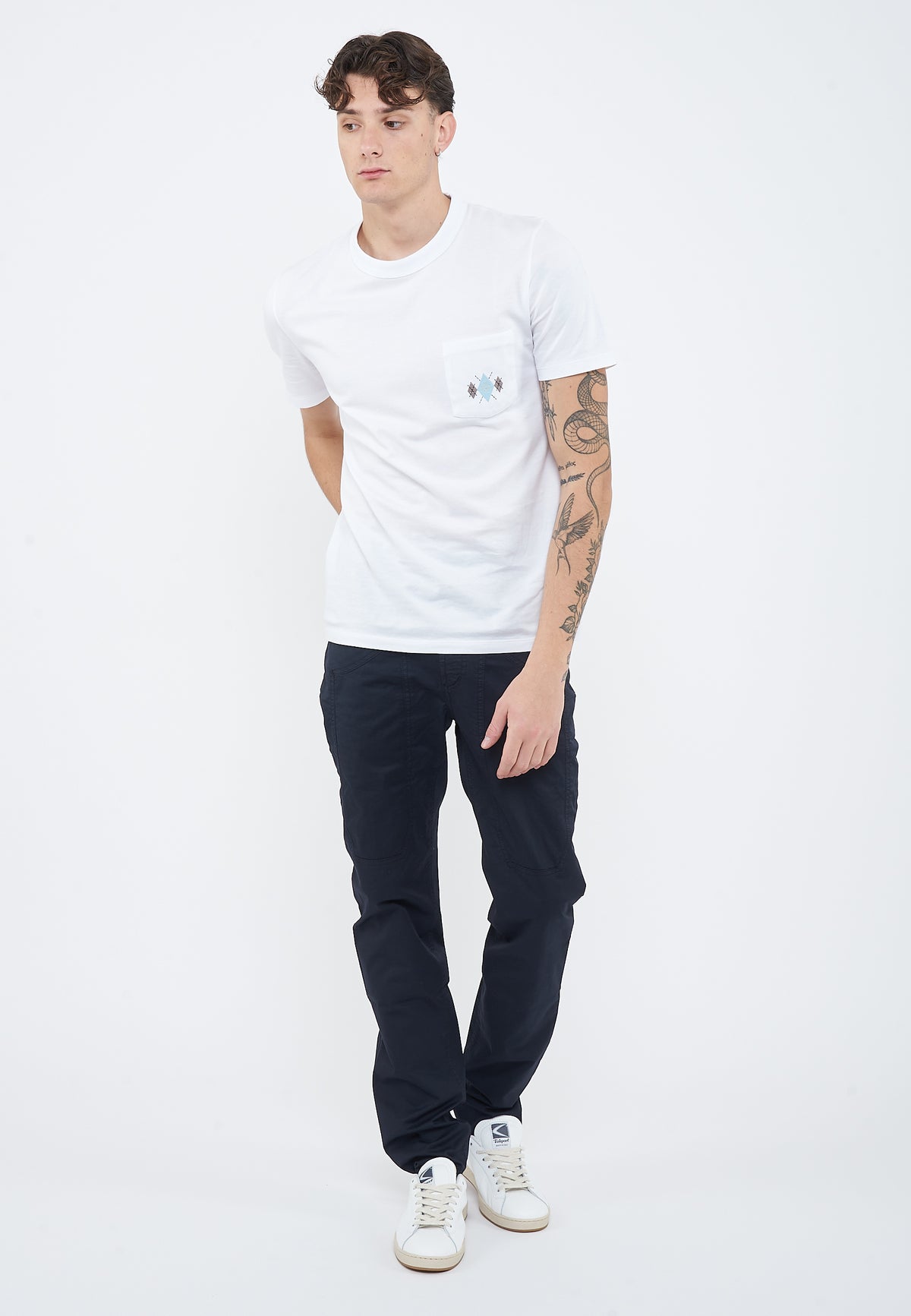 T-shirt girocollo con taschino in jersey di cotone bianco 