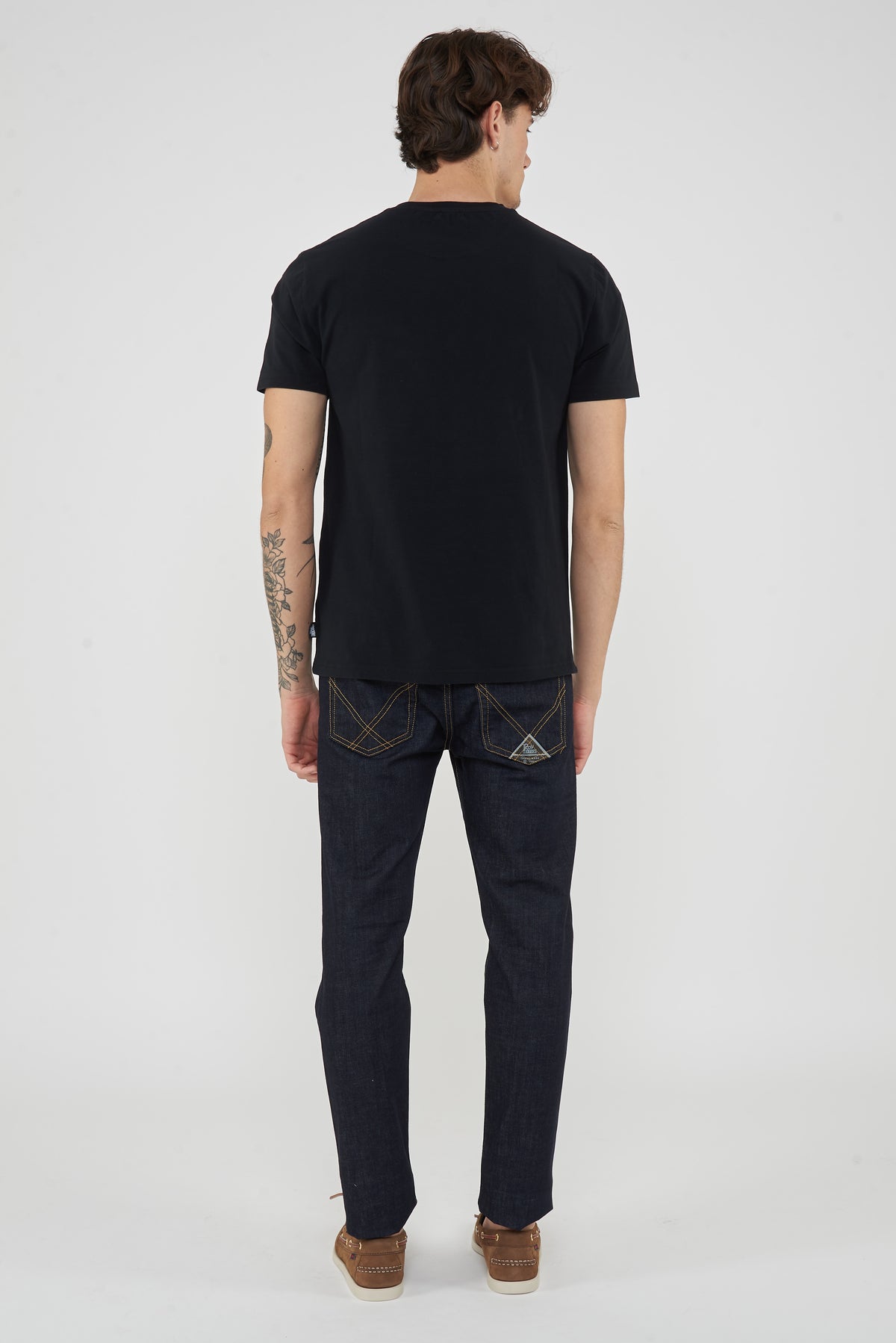 T-Shirt Uomo Tinta Unita Con Logo Bear In Rilevo Nero 