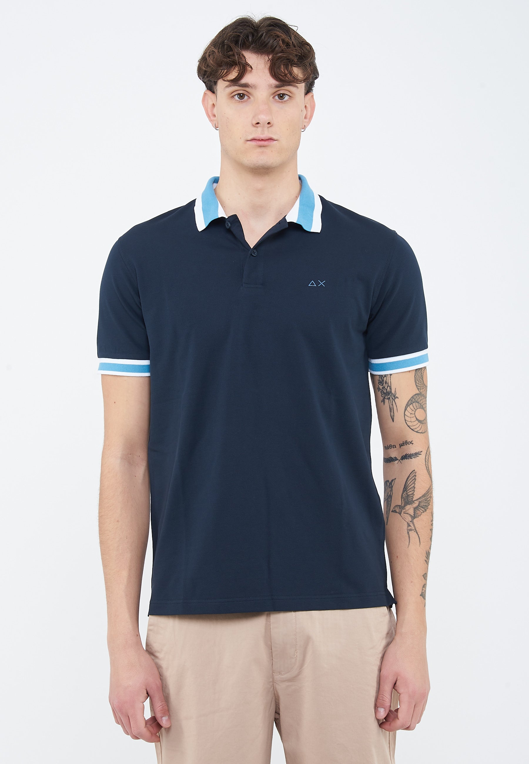 Polo con righe a contrasto in cotone blu navy 