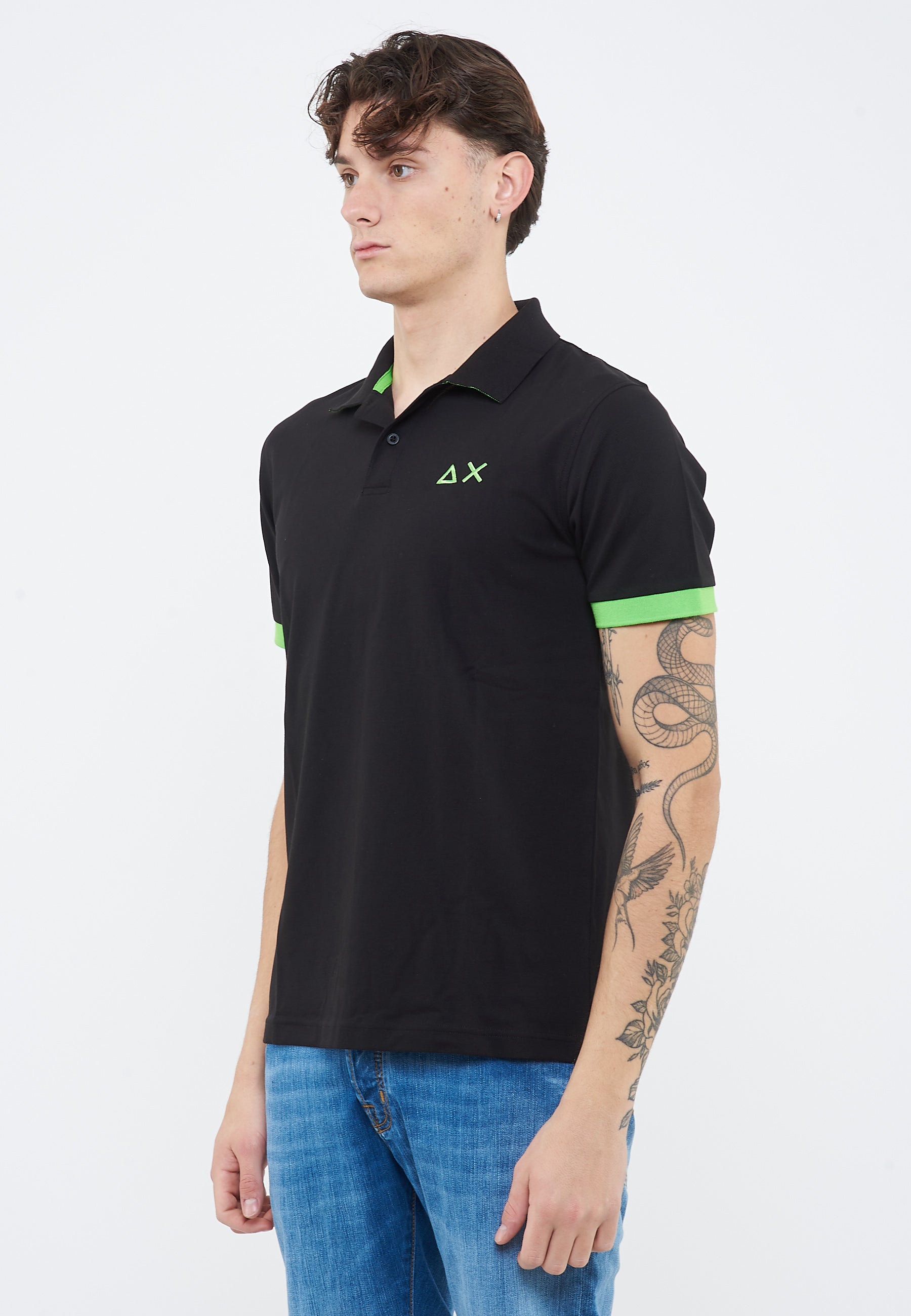 Polo con maxi logo in cotone nero 