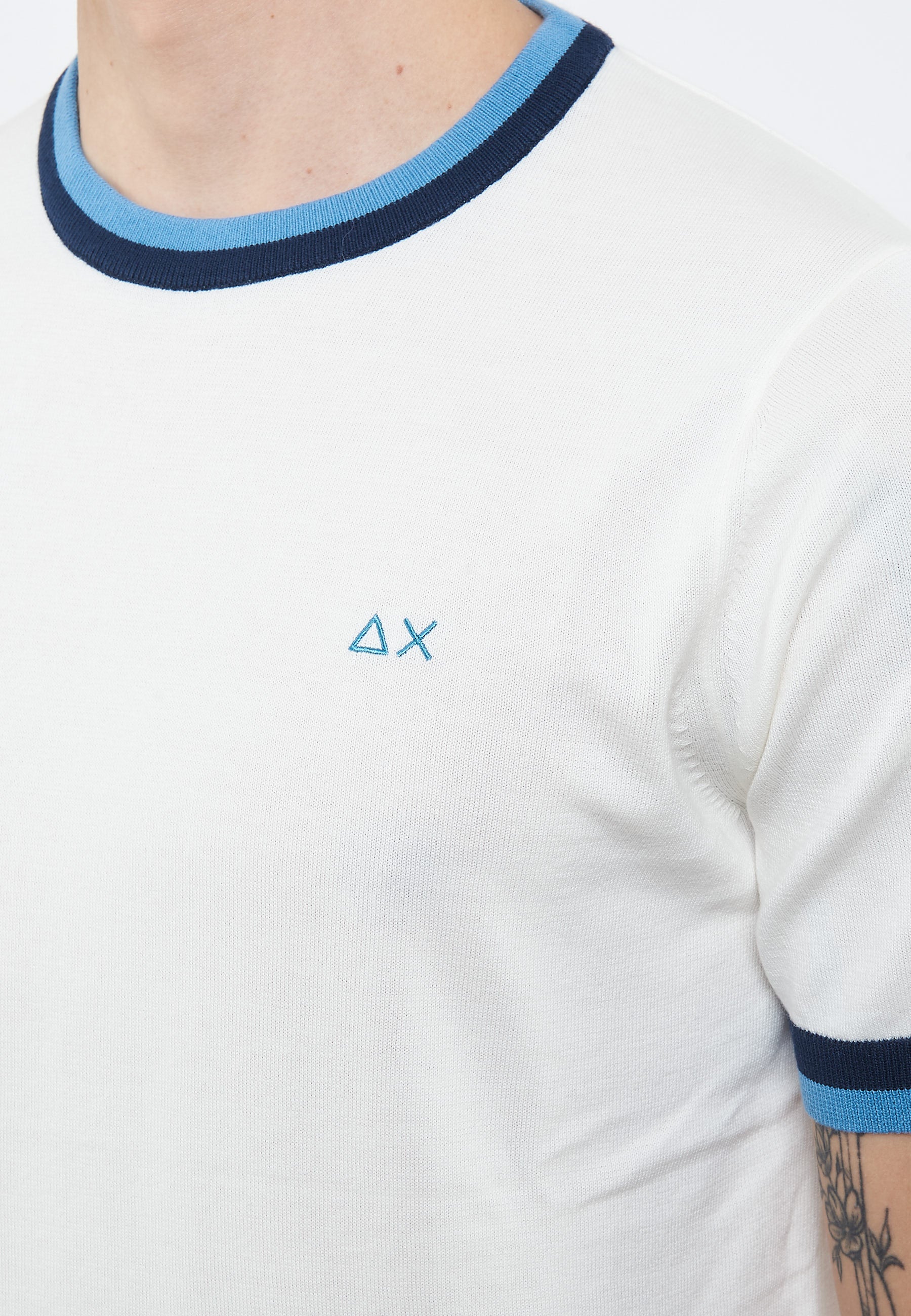 T-shirt in maglia di cotone bianco panna 
