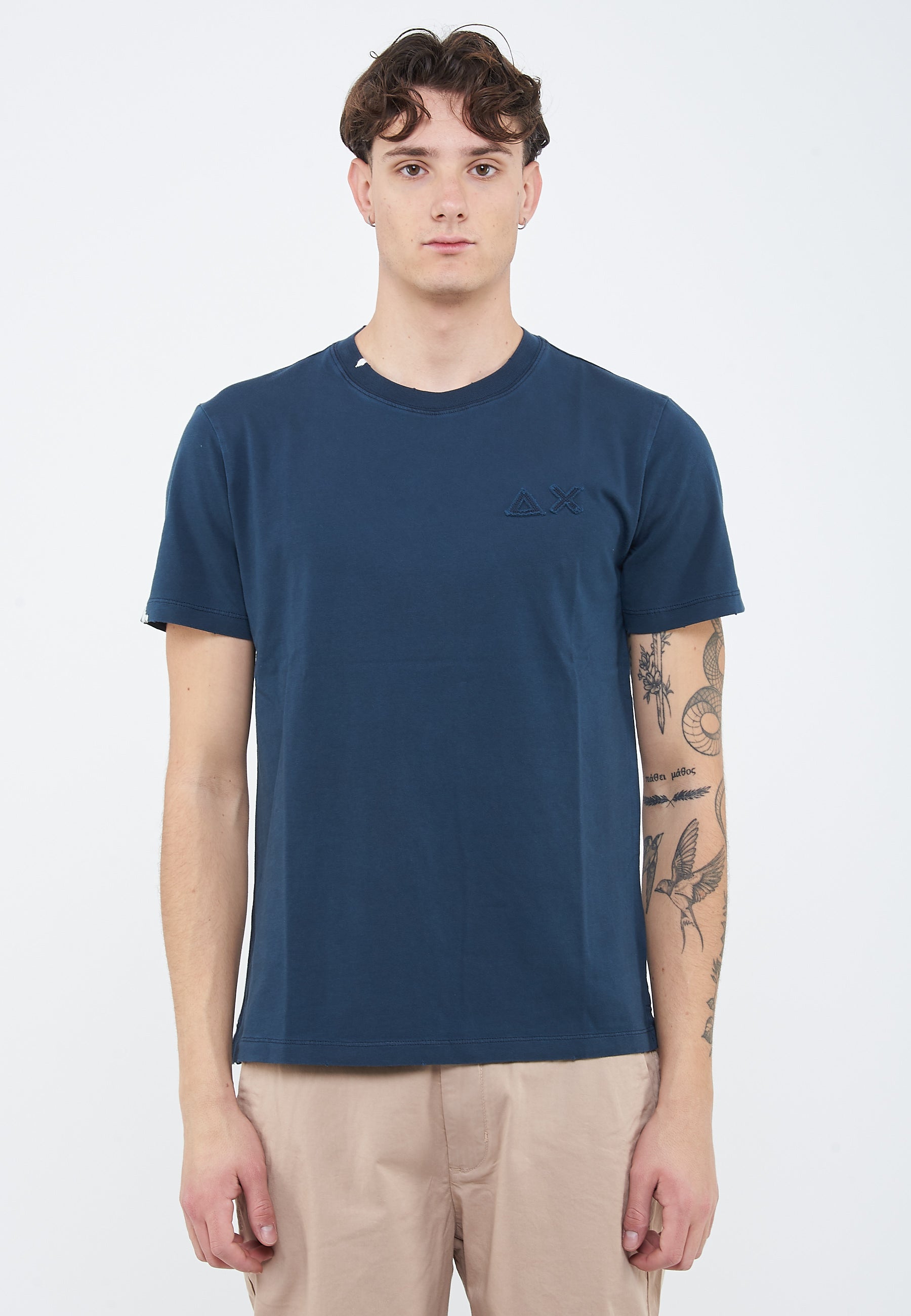 T-shirt con trattamento vintage in cotone navy blue 